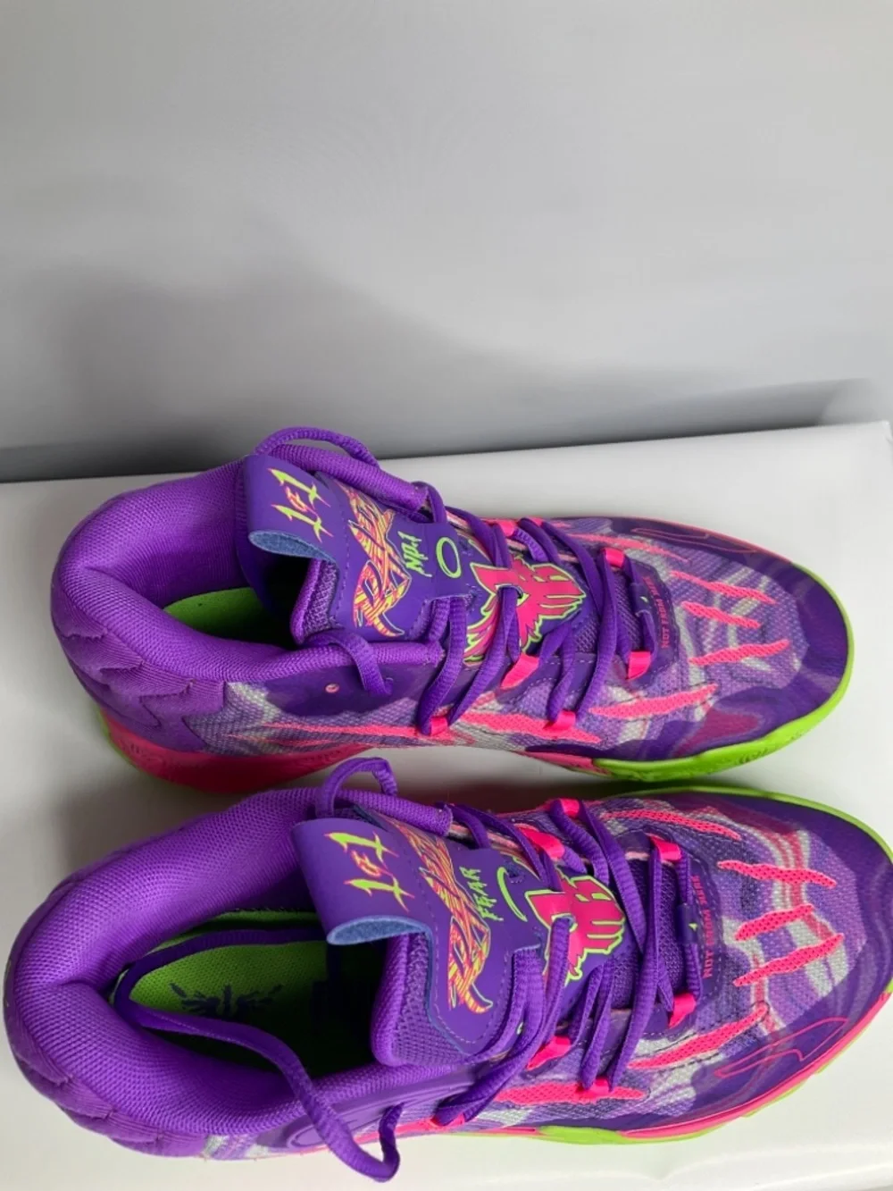 PUMA LAMelo Ball Mb.03 Toxic lace-up purple US size 5.5 Youth